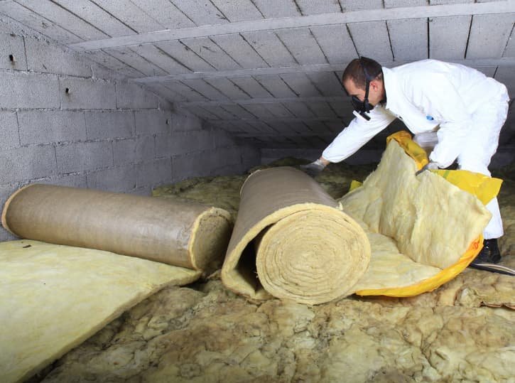 عزل الاسطح بالرولات