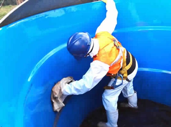 كشف تسربات الخزانات